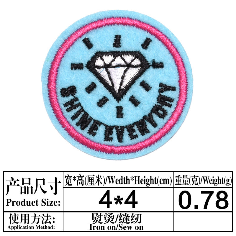 Wholesale 17Pcs Embroidered Iron On Patches Set Felt Twill Campus Style Badge Appliques DIY Clothing Accessory Boutique Gift Resale