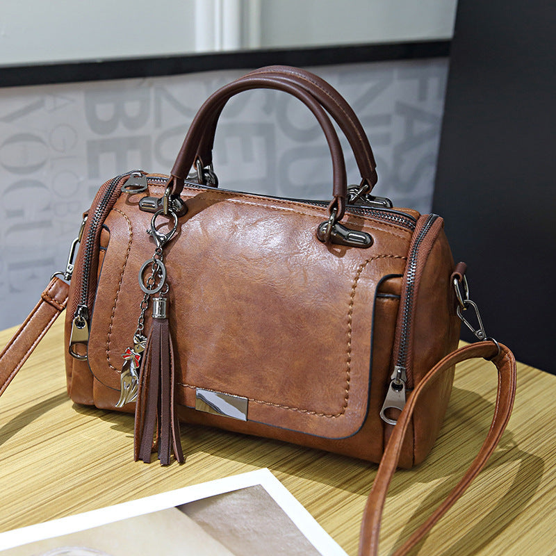 Wholesale PU Vintage Ladies Handbag Slant Bag