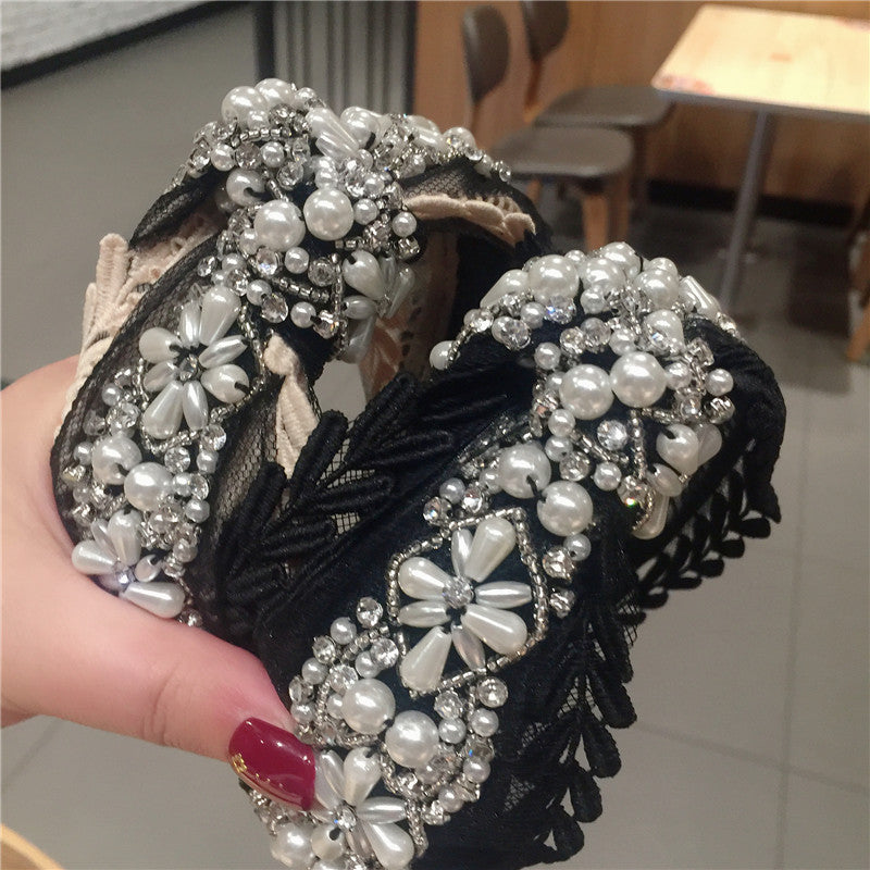 Wholesale Middle Knot Hollow Wide Edge Pearl Headband