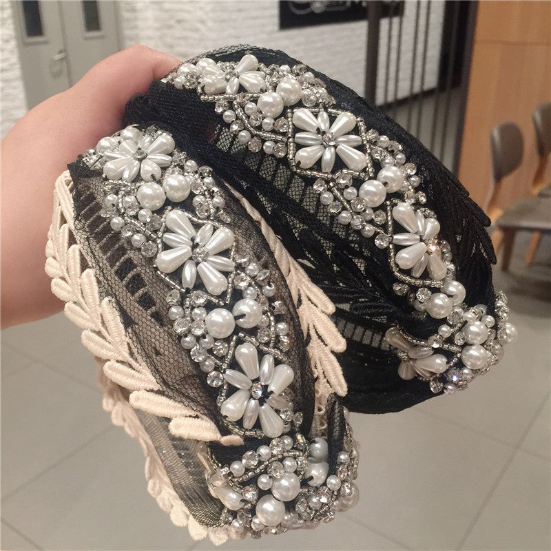 Wholesale Middle Knot Hollow Wide Edge Pearl Headband