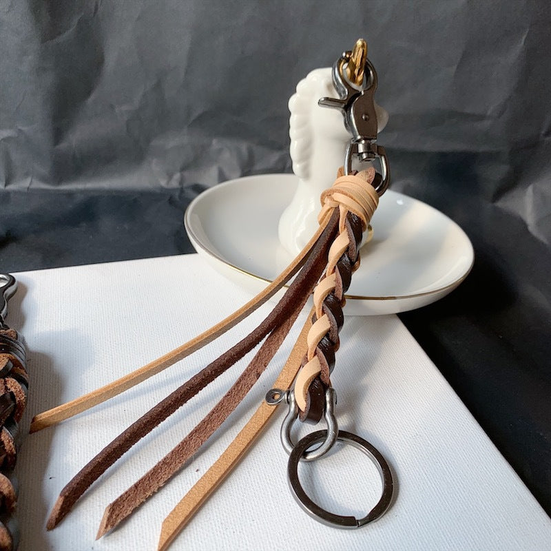 Wholesale Cowhide Woven Waist Hanging Minimalist Keychains