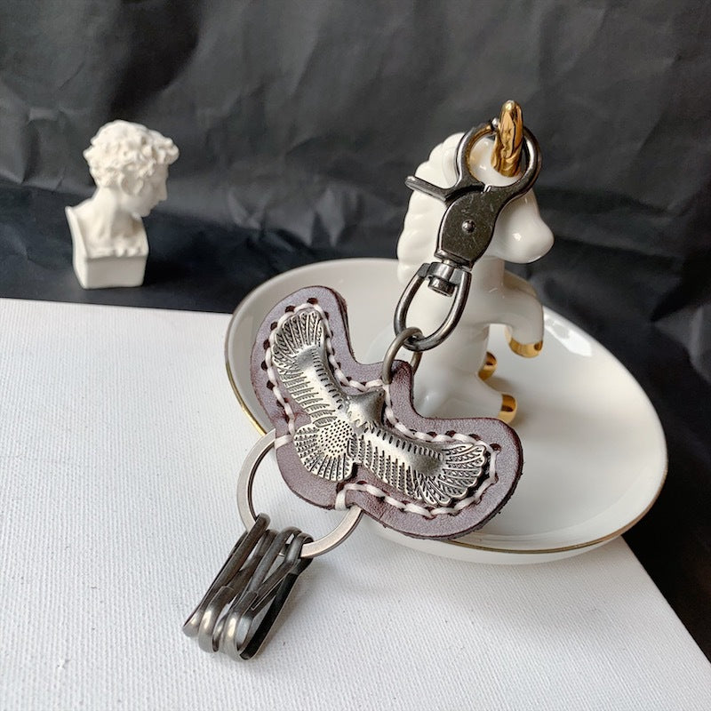 Wholesale Retro Eagle Cowhide Keychains