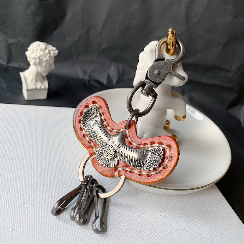 Wholesale Retro Eagle Cowhide Keychains