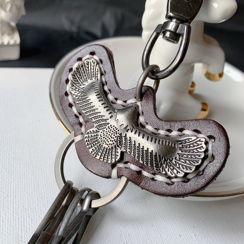 Wholesale Retro Eagle Cowhide Keychains