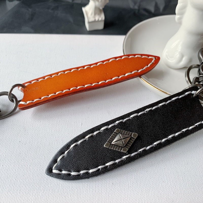 Wholesale Cowhide Carved Horseshoe Chain Keychains