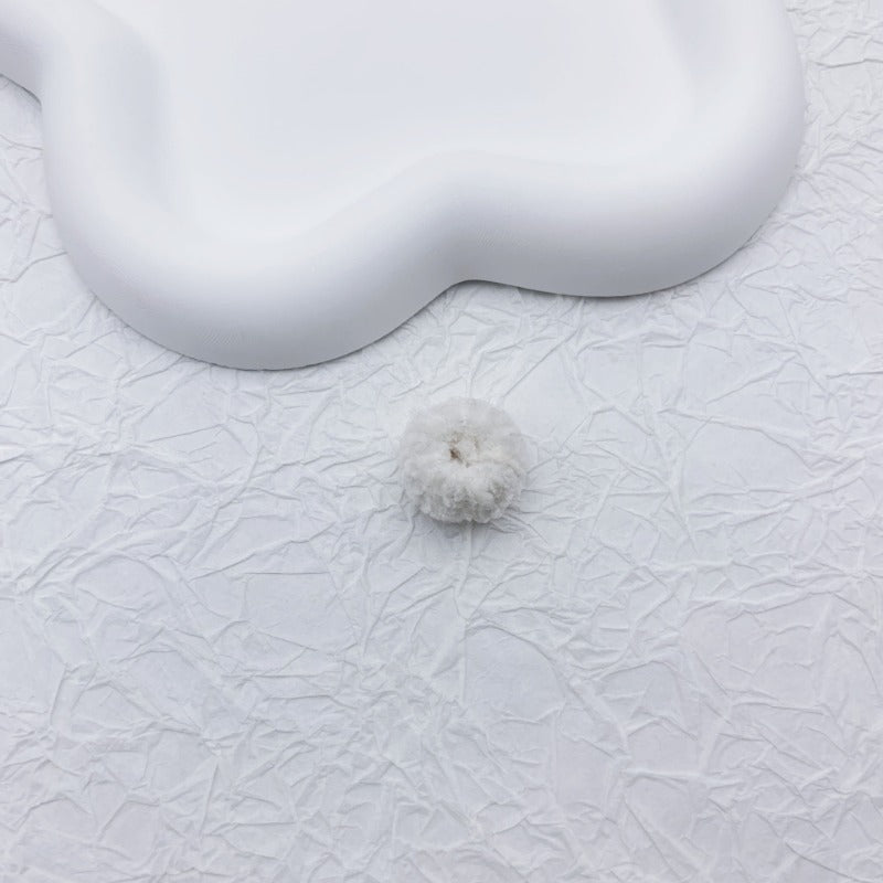 Wholesale 100pcs Autumn and Winter Retro Handmade Candy Color Plush Perforated DIY Yarn Ball