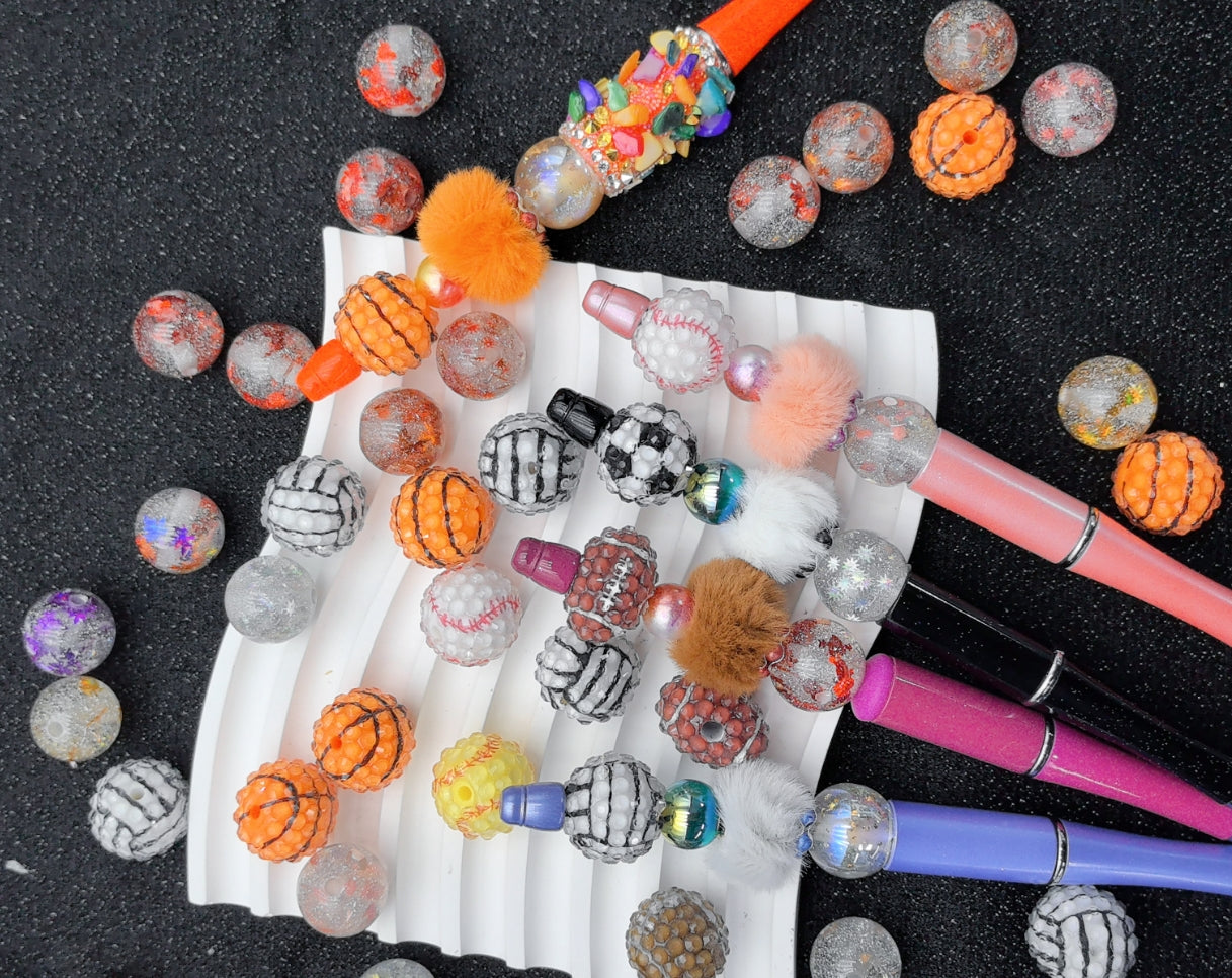 Wholesale Sporting Team Series Mixed Color 10pcs Diamond Ball Beads & Mix 20pcs Acrylic Glittering Round Spacer Beads