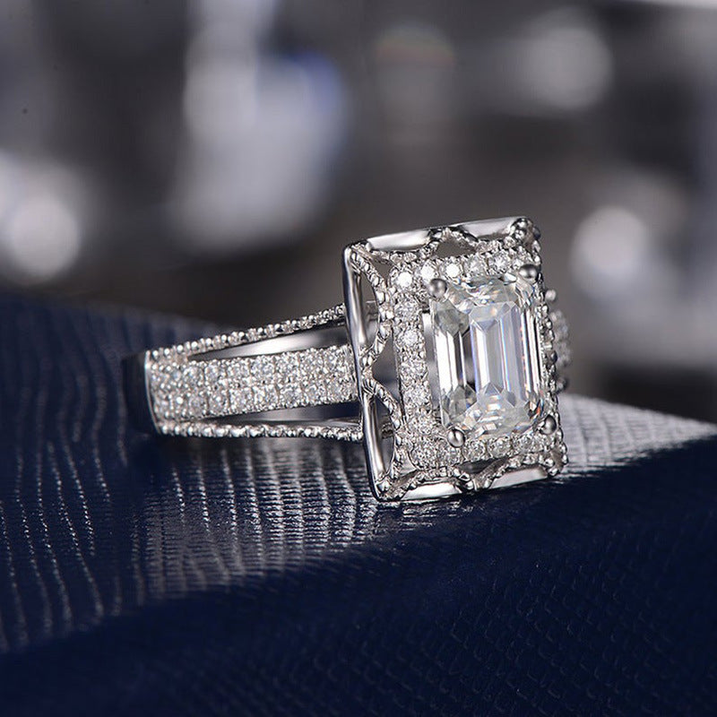 Anillo de damas de circón micro pavimentado de cobre al por mayor