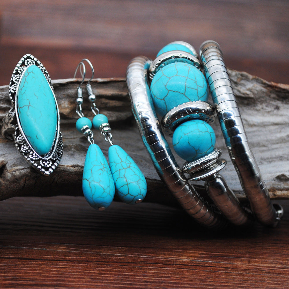 Wholesale Ethnic Style Turquoise Beaded Necklace Sweater Chain Earrings Ring Jewelry Set