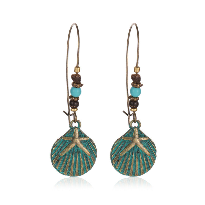 Wholesale Alloy Vintage Green Bohemian Hollow Flower Leaf Earrings For Women Party Gift