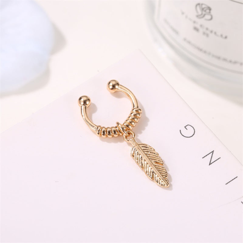 Wholesale Feather Leaf Pendant No Pierced Alloy Earrings