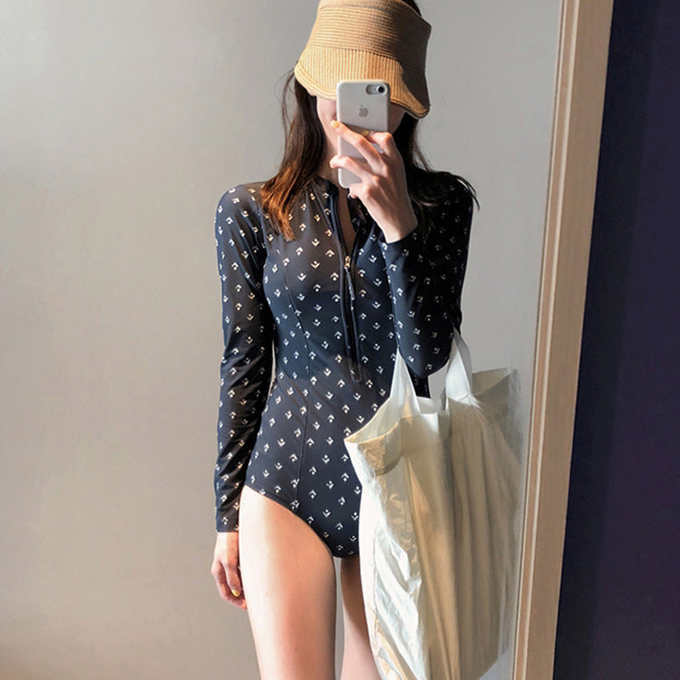 Wholesale Sexy slim fit belly-covering, slimming sunscreen polka dot long-sleeved zipper one-piece professional women's swimsuit