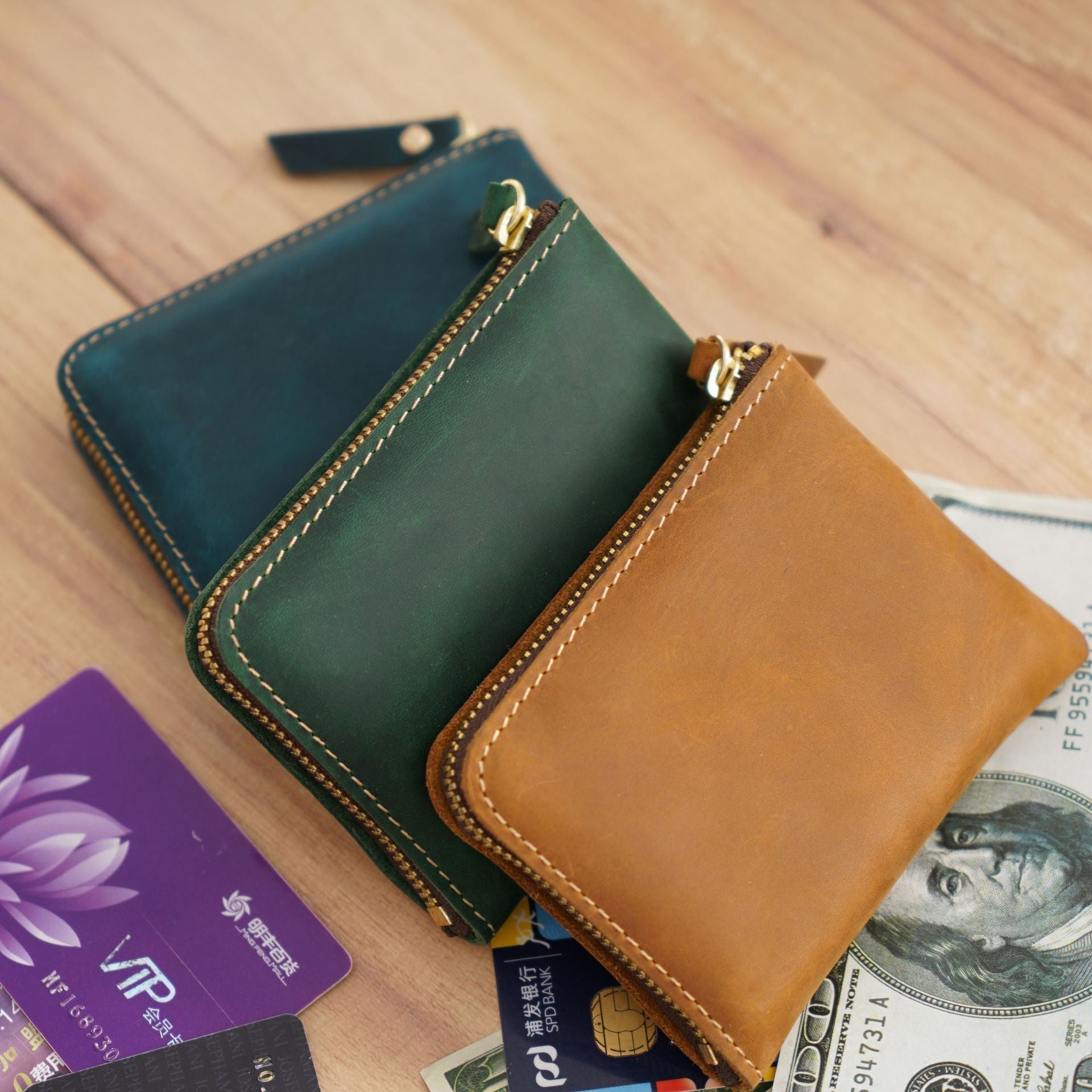 Wholesale Handmade Genuine Leather Short Crazy Zipper Wallet