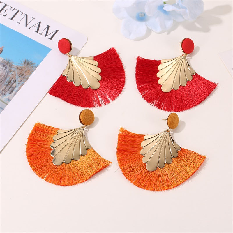 Wholesale Bohemian Fan Shape Long Tassel Vintage Ripple Earrings