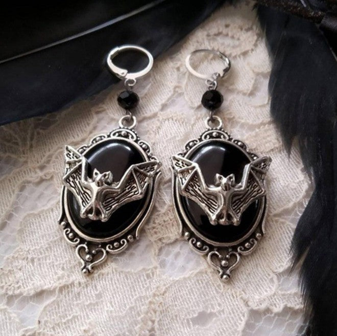 Wholesale Halloween Animal Bat Black Gemstone Alloy Necklace