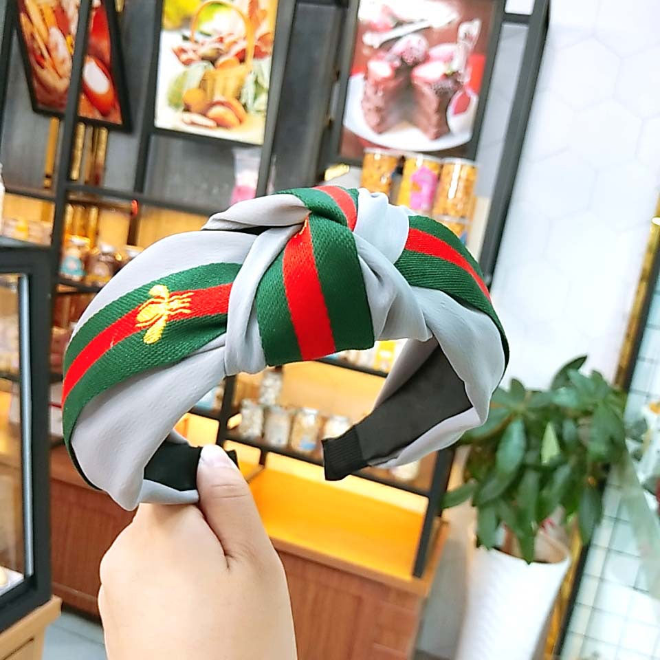 Wholesale Wide Brimmed Little Bee Knotted Fabric Headband