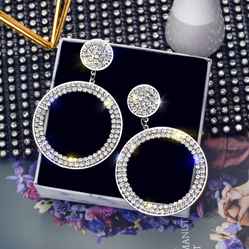 Wholesale Exaggerated Geometric Round Shape with Diamonds and Versatile Circle Earrings