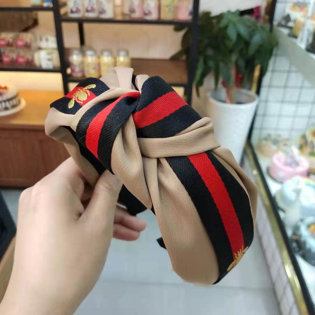 Wholesale Wide Brimmed Little Bee Knotted Fabric Headband