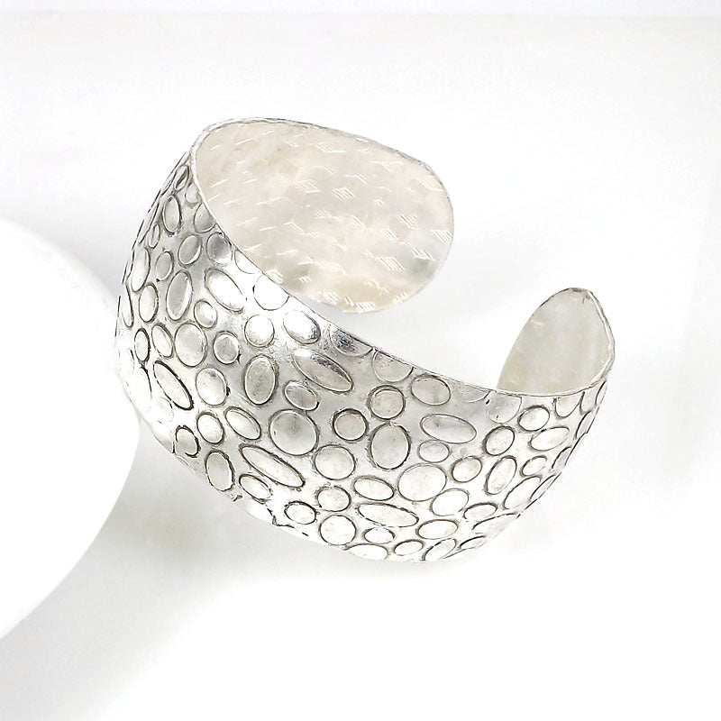 Wholesale Retro Ethnic Style Peony Wide Bracelet