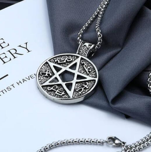 Wholesale  pendant disco long titanium steel chain net red hip hop necklace dry firewood fire jewelry