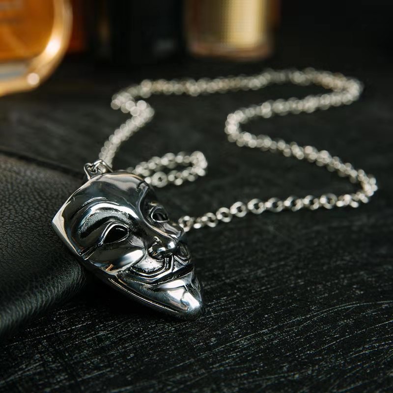Wholesale Creative Maple Leaf Tags Men's Pendant Necklace