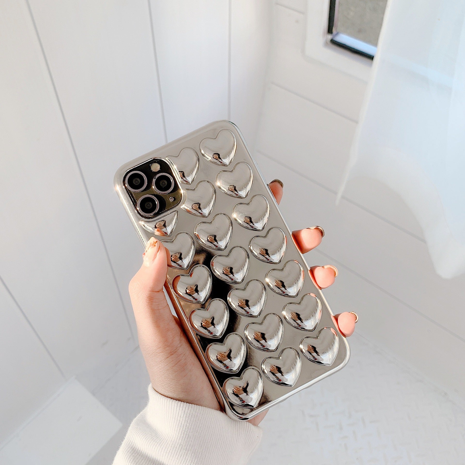 Wholesale Electroplated Three-dimensional Love Phone Cases