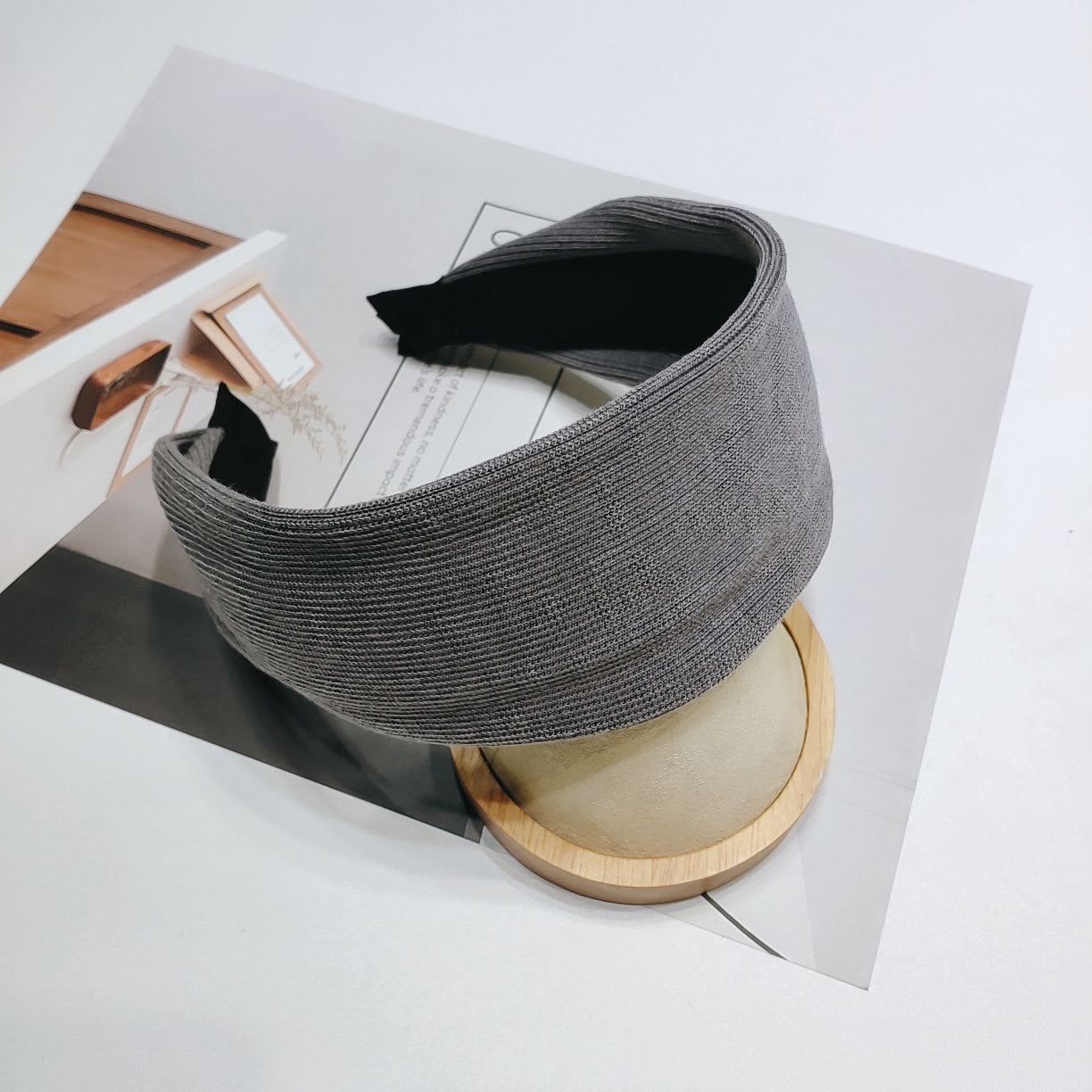 Wholesale Simple Retro Fabric Wide Edge Hair Bands