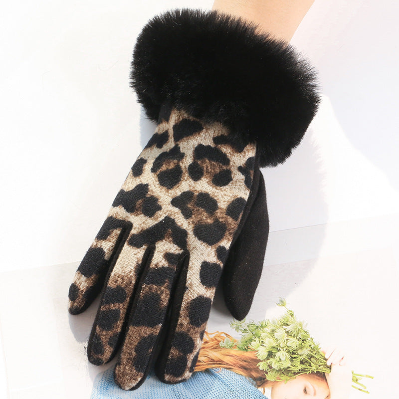 Wholesale Women's Winter Warmth Plush and Thick Cute Polyester Glove
