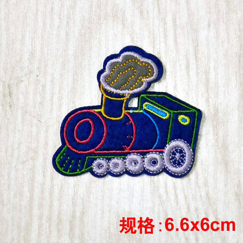Wholesale Chic Embroidered Patches 30 Pcs Assorted Themes Cloth Appliques For Clothing Bag Resale