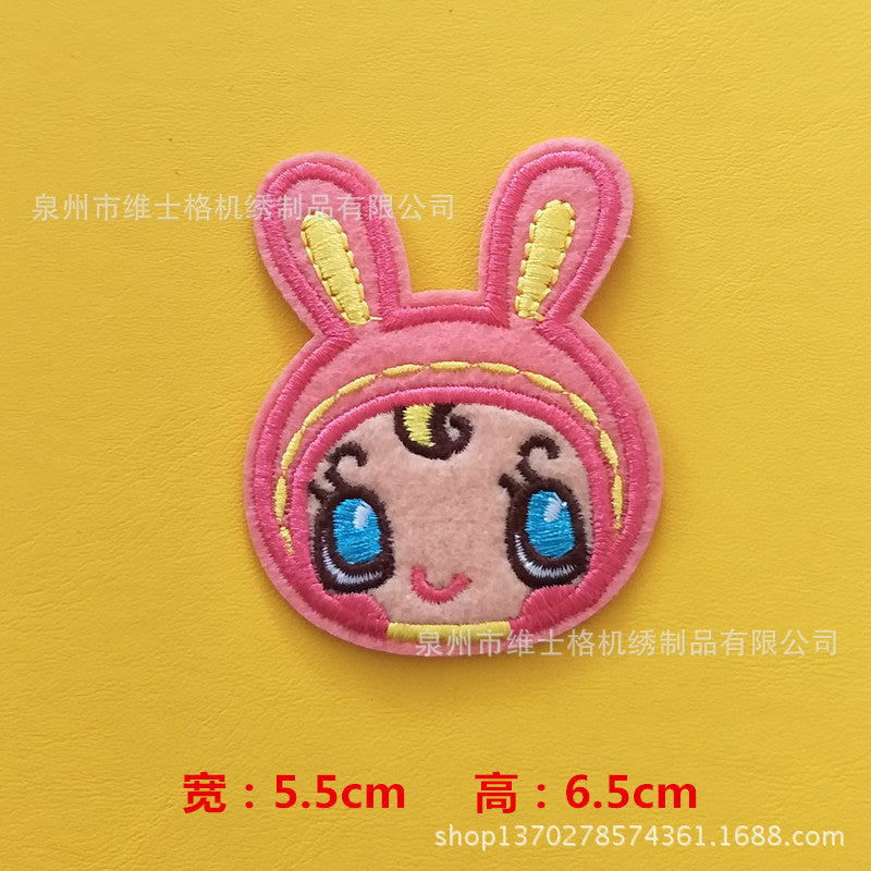 Wholesale Chic Embroidered Patches 30 Pcs Assorted Themes Cloth Appliques For Clothing Bag Resale