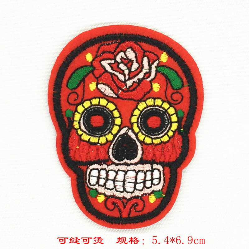 Wholesale Chic Embroidered Patches 30 Pcs Assorted Themes Cloth Appliques For Clothing Bag Resale