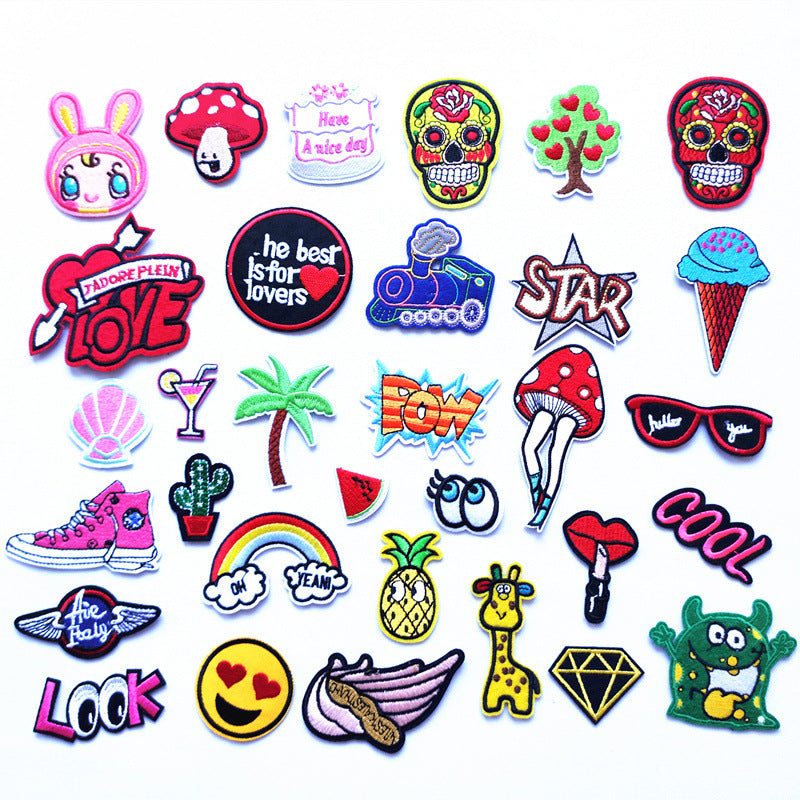 Wholesale Chic Embroidered Patches 30 Pcs Assorted Themes Cloth Appliques For Clothing Bag Resale