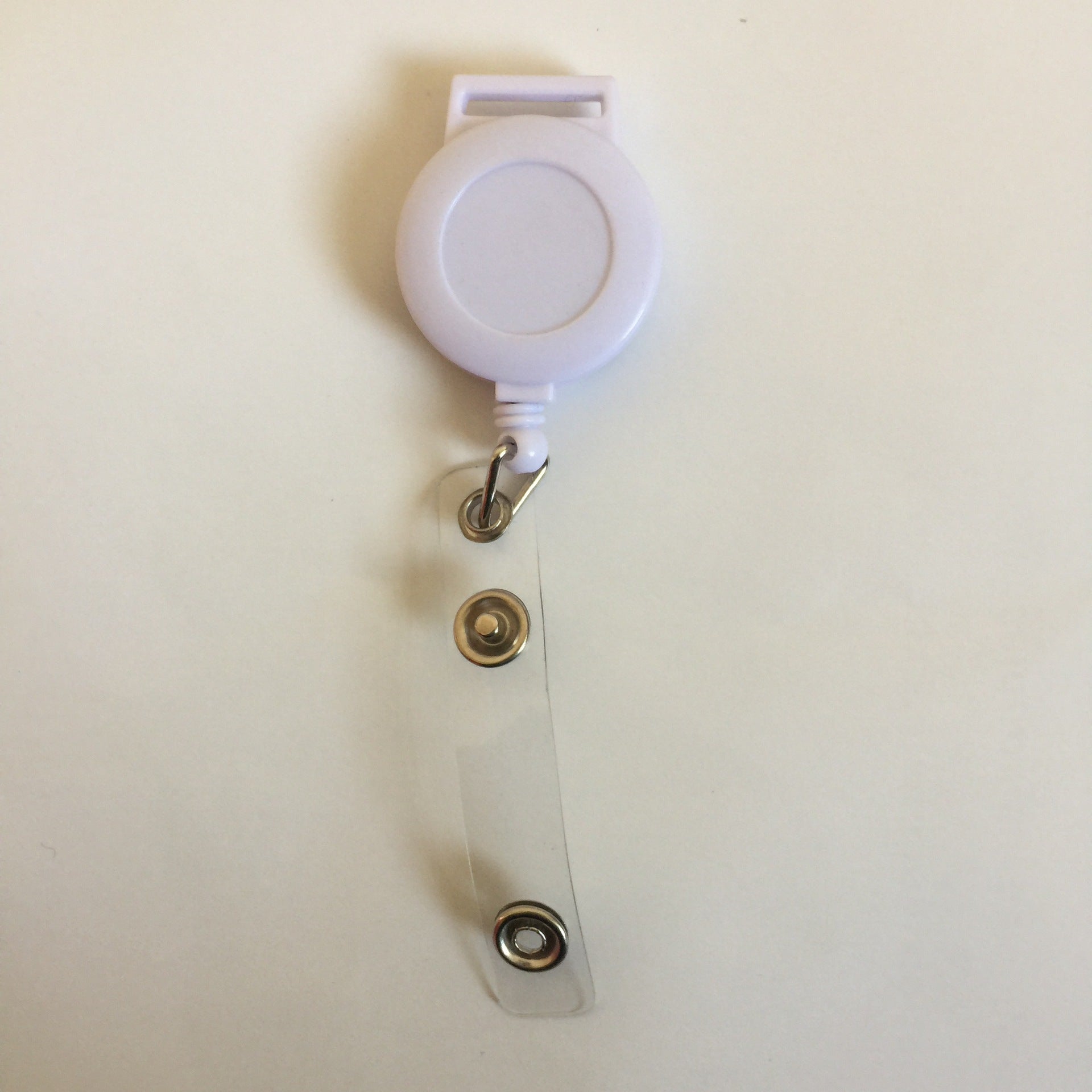 Wholesale  5pcs Manufacturer' s new retractable keychain,  ID badge buckle,  easy to pull