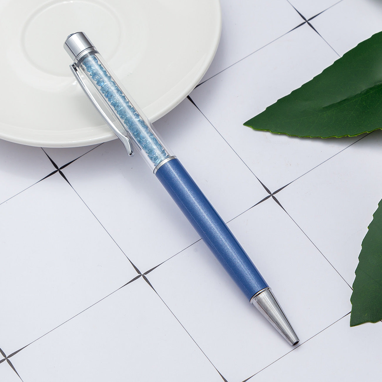 Whoelsale Pens Crystal Pens Broken Diamonds Fashionable Metal Office Pens