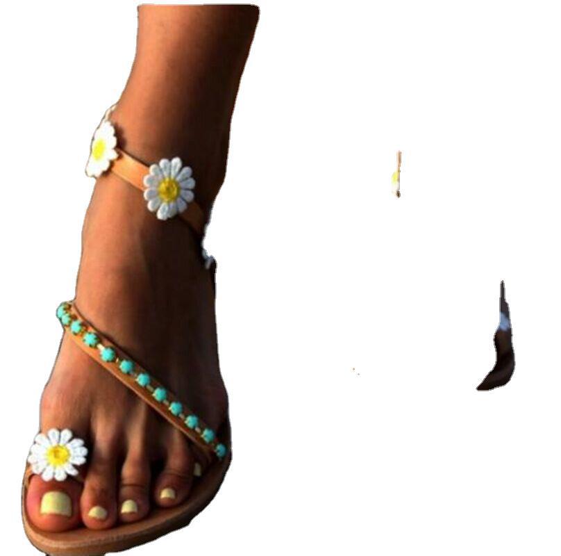 Wholesale Sweet Flower Flat Open Toe Comfortable Finger Flat Beach Sandals