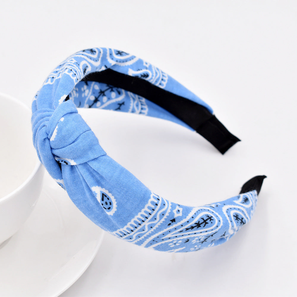 Wholesale Knitted Retro Baroque Cashew Flower Fabric Headband
