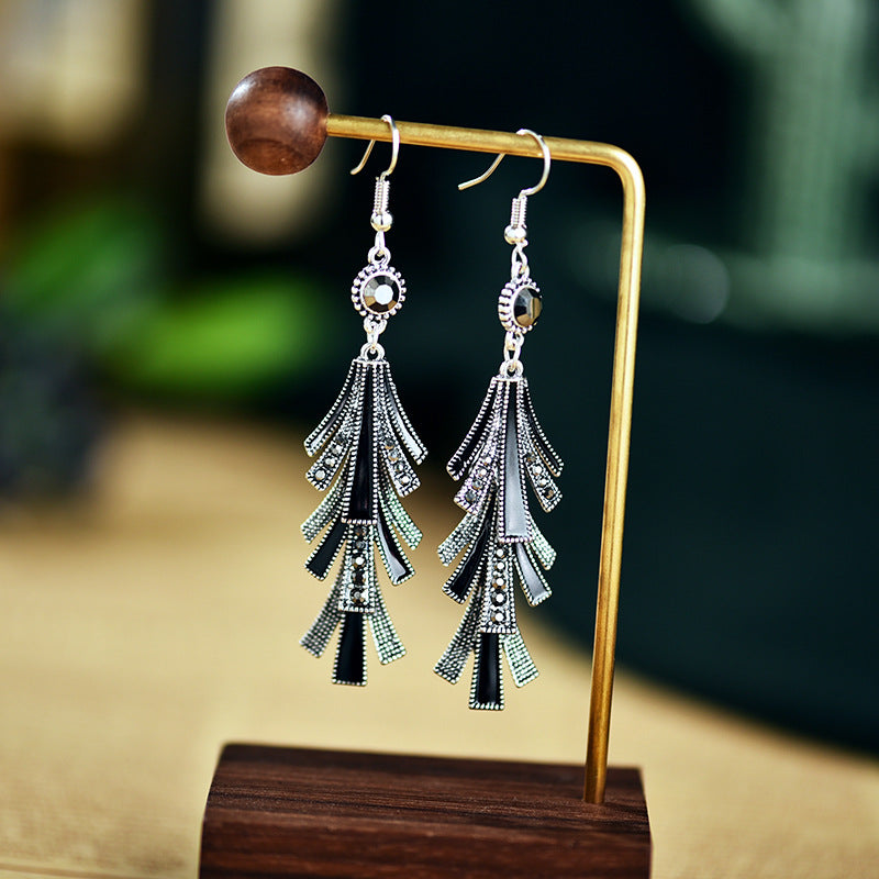 Wholesale Chinese Style Long Alloy Tassel Oil Drop Cold Style Retro Earrings