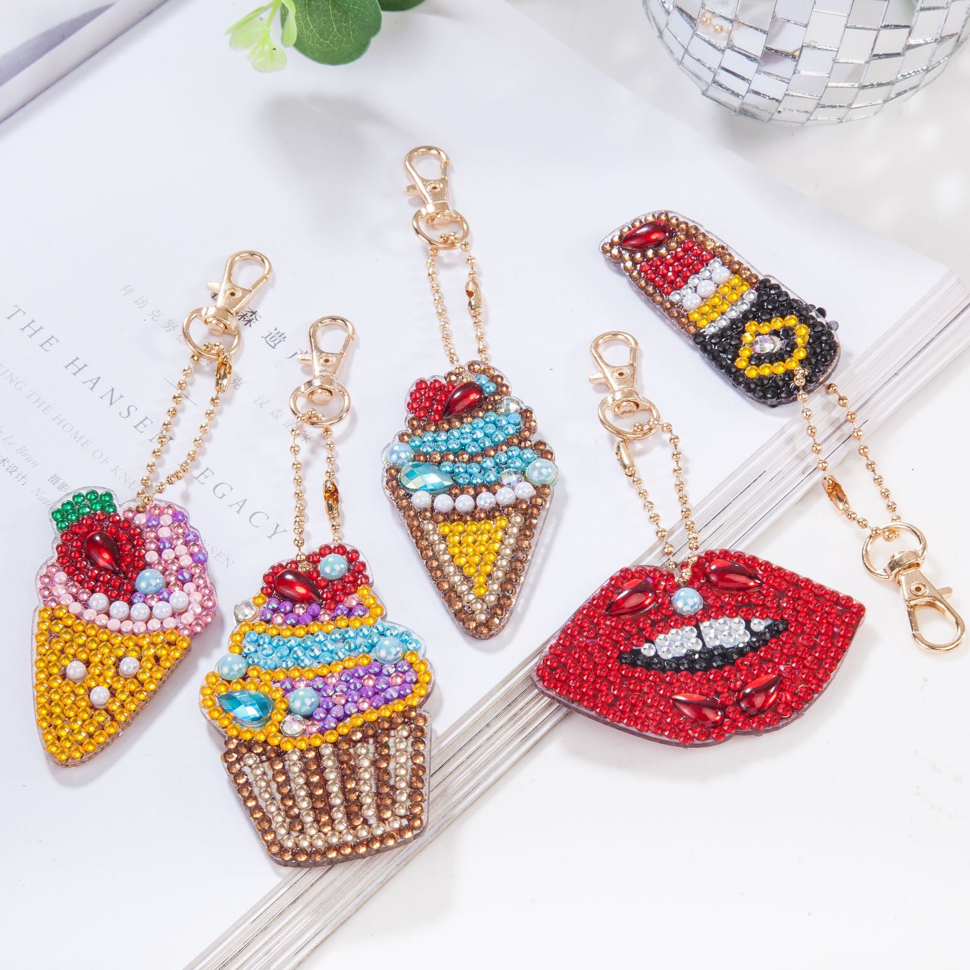Wholesale DIY Acrylic Sticker Diamond Painting Crown Keychain Set