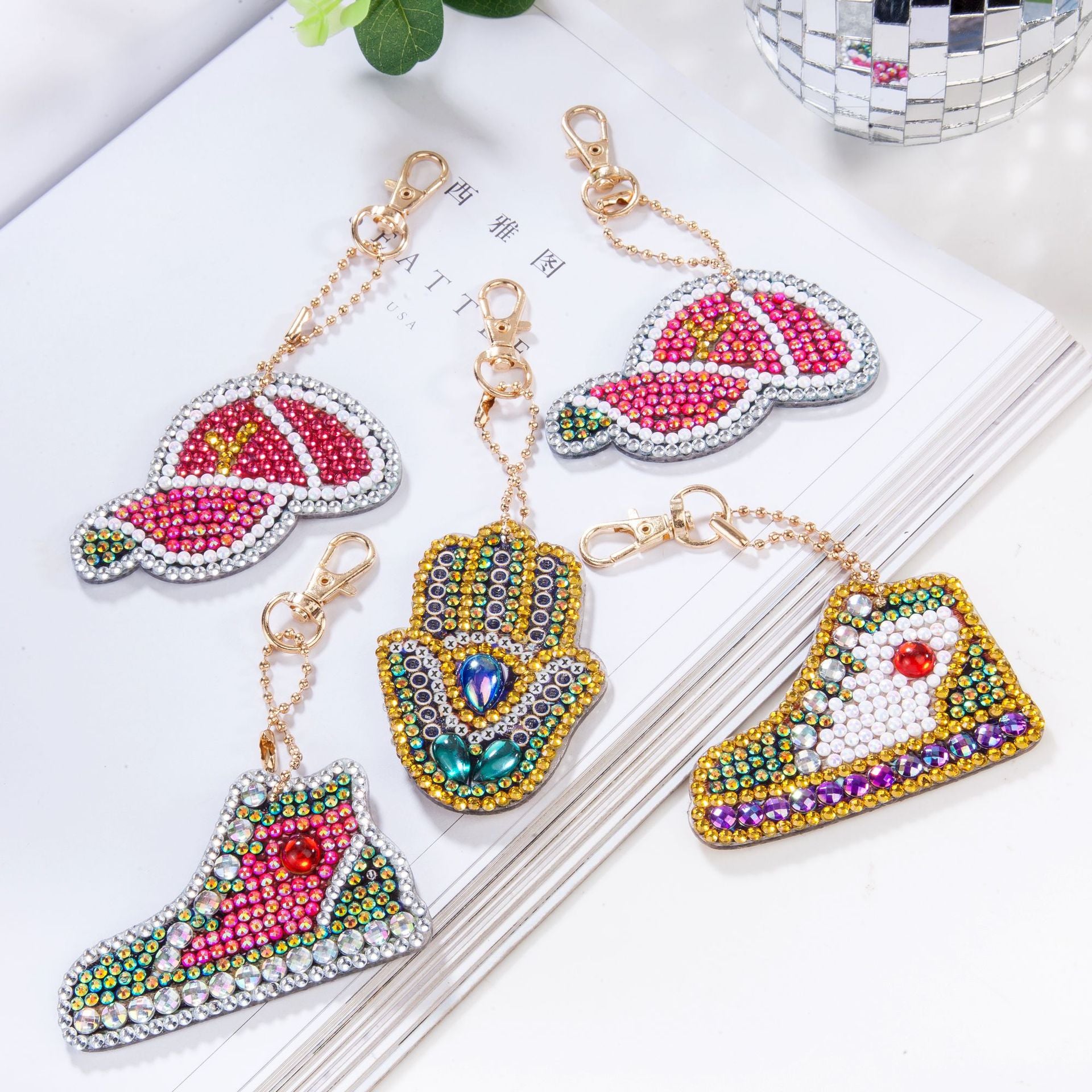 Wholesale DIY Acrylic Sticker Diamond Painting Crown Keychain Set