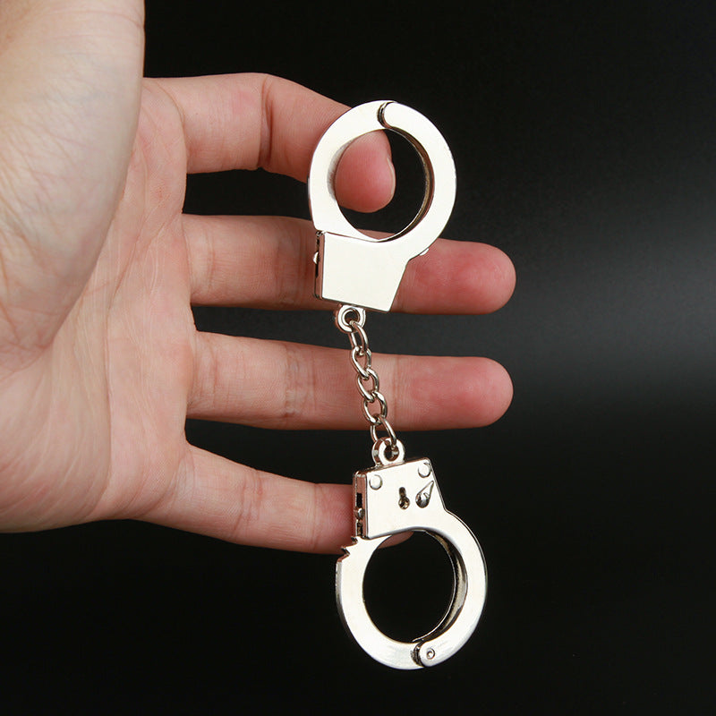 Wholesale Metal Simulation Handcuffs Keychain