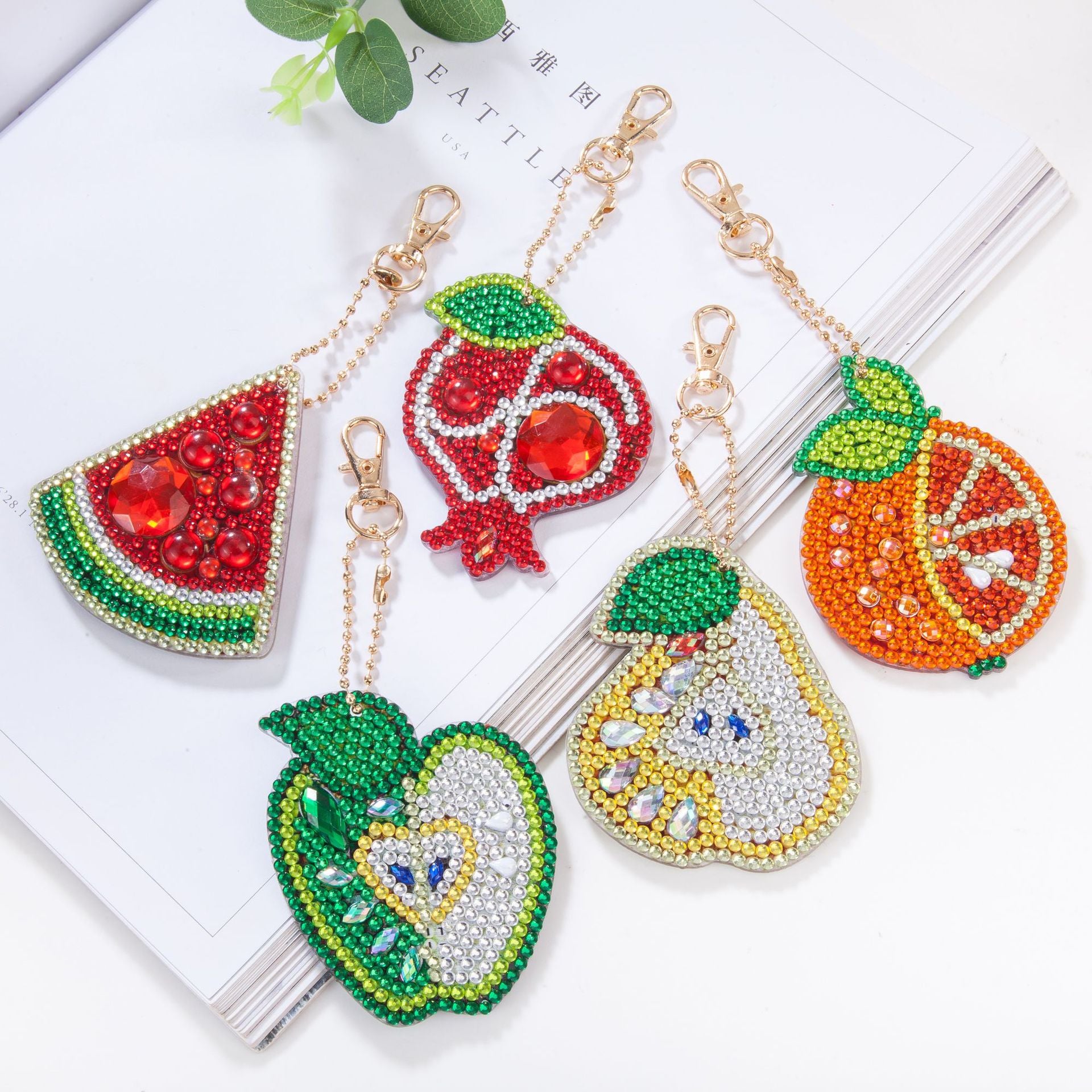 Wholesale DIY Acrylic Sticker Diamond Painting Crown Keychain Set