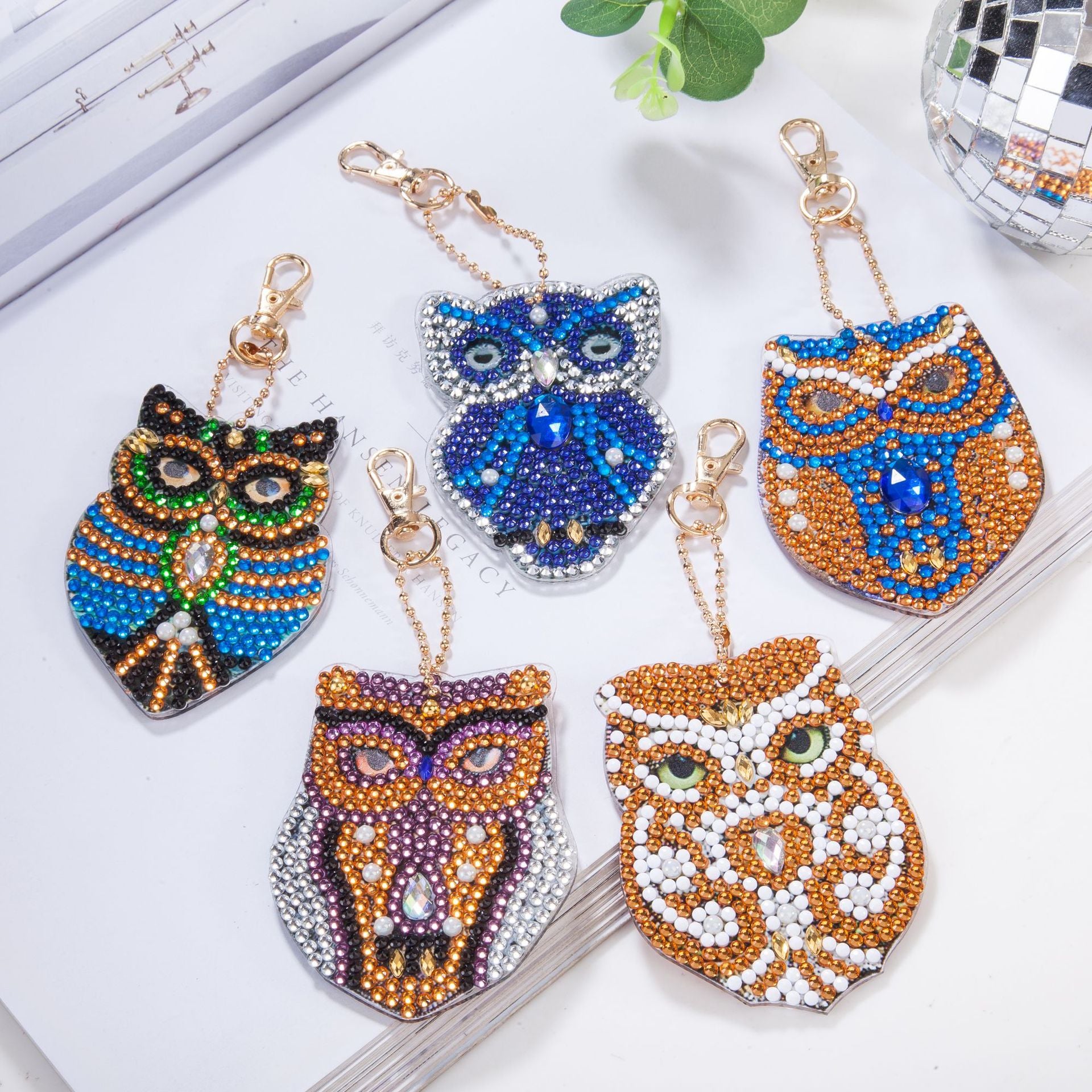 Wholesale DIY Acrylic Sticker Diamond Painting Crown Keychain Set