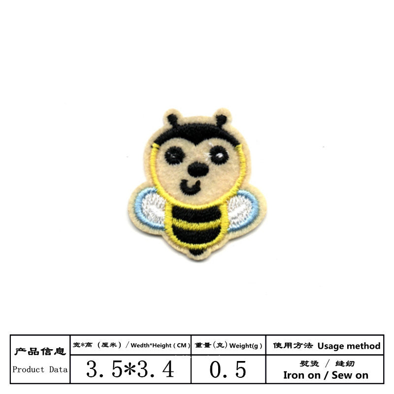 Wholesale Cloth Embroidered Bee Patches Cute Cartoon Animal Set Of 17 For Kids Clothing DIY Craft Supply