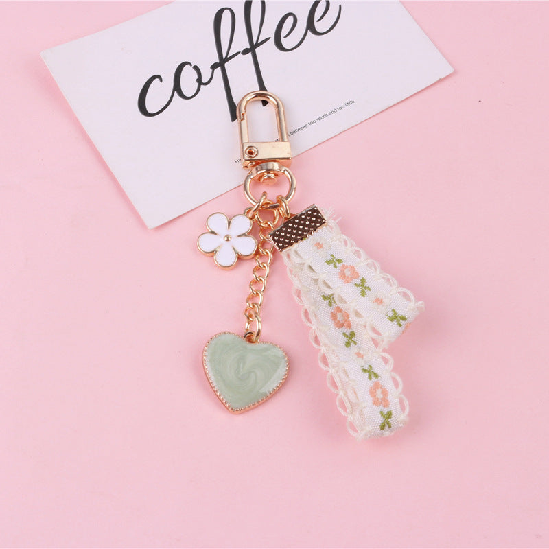Wholesale Zinc Alloy Daisy Lace Keychain