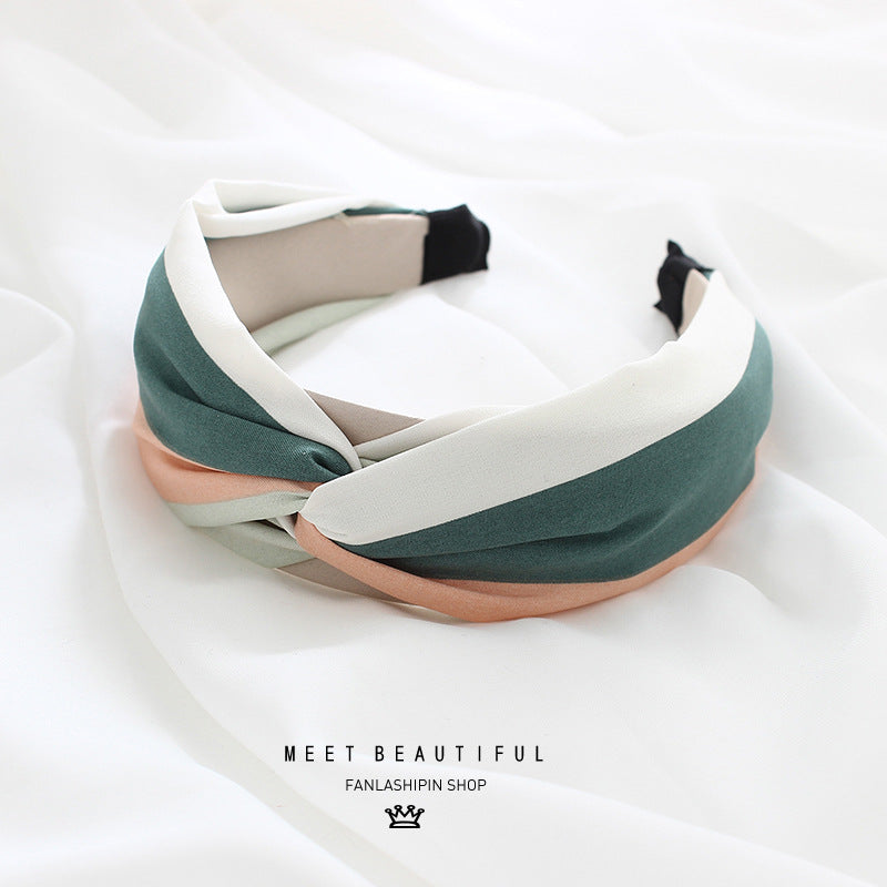 Wholesale Simple All-match Wide-brimmed Striped Women's Mori Style Outing Headband