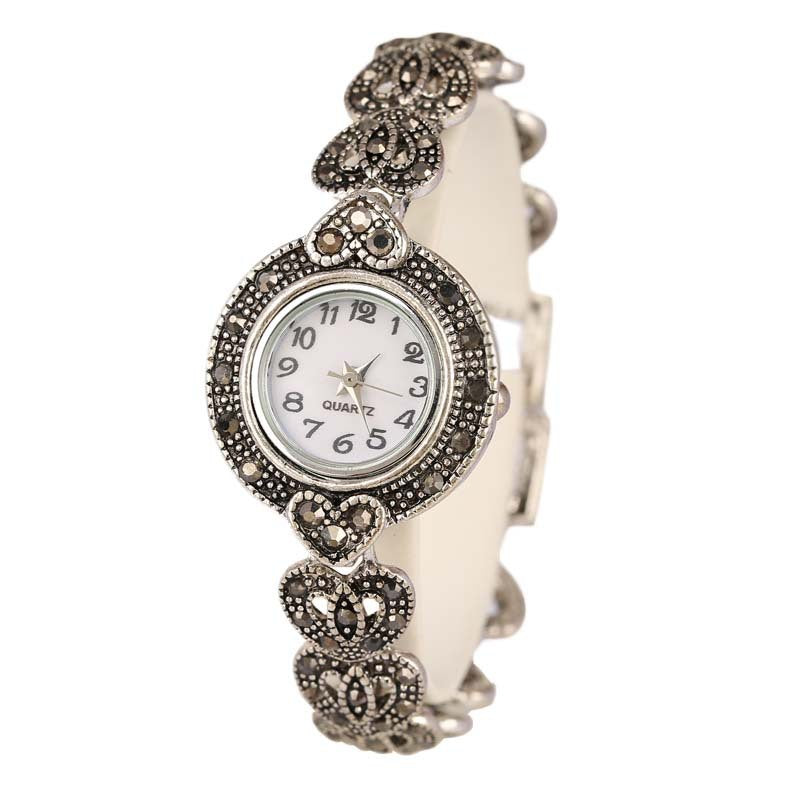 Wholesale Vintage Alloy Rhinestone Crystal Heart Bracelet Quartz Watch