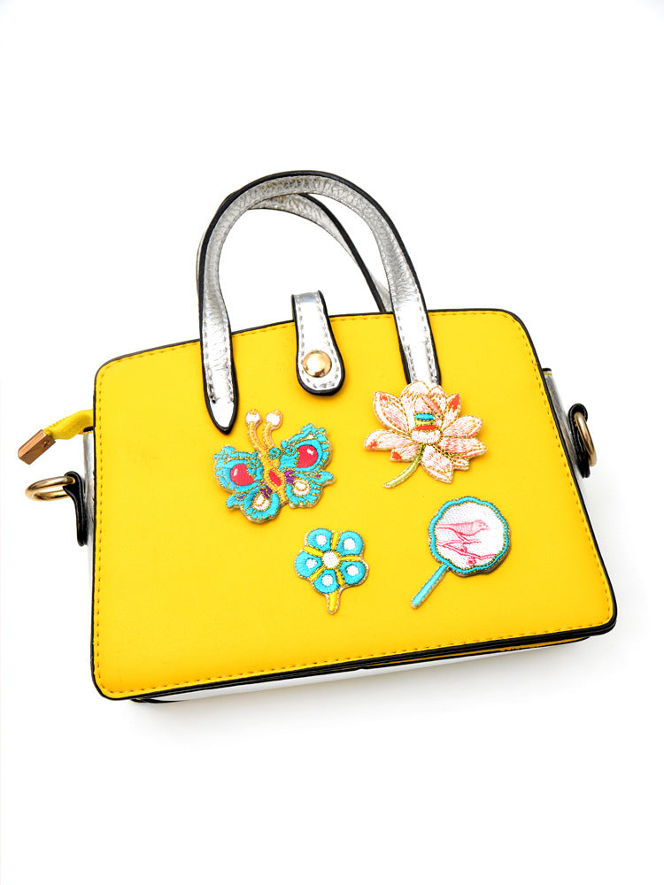 Wholesale Chinese Style Embroidered Butterfly Patch Cheongsam Clothing And Bag Decor Fashion Accessory