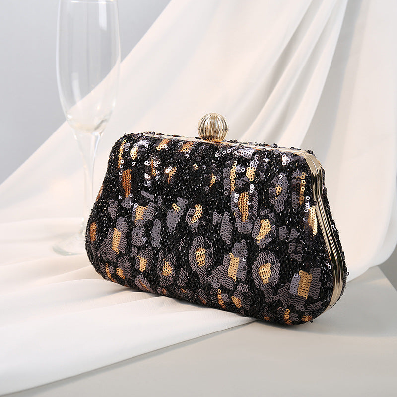 Wholesale Women's Embroidered Sequin Leopard Print Clutch Bag