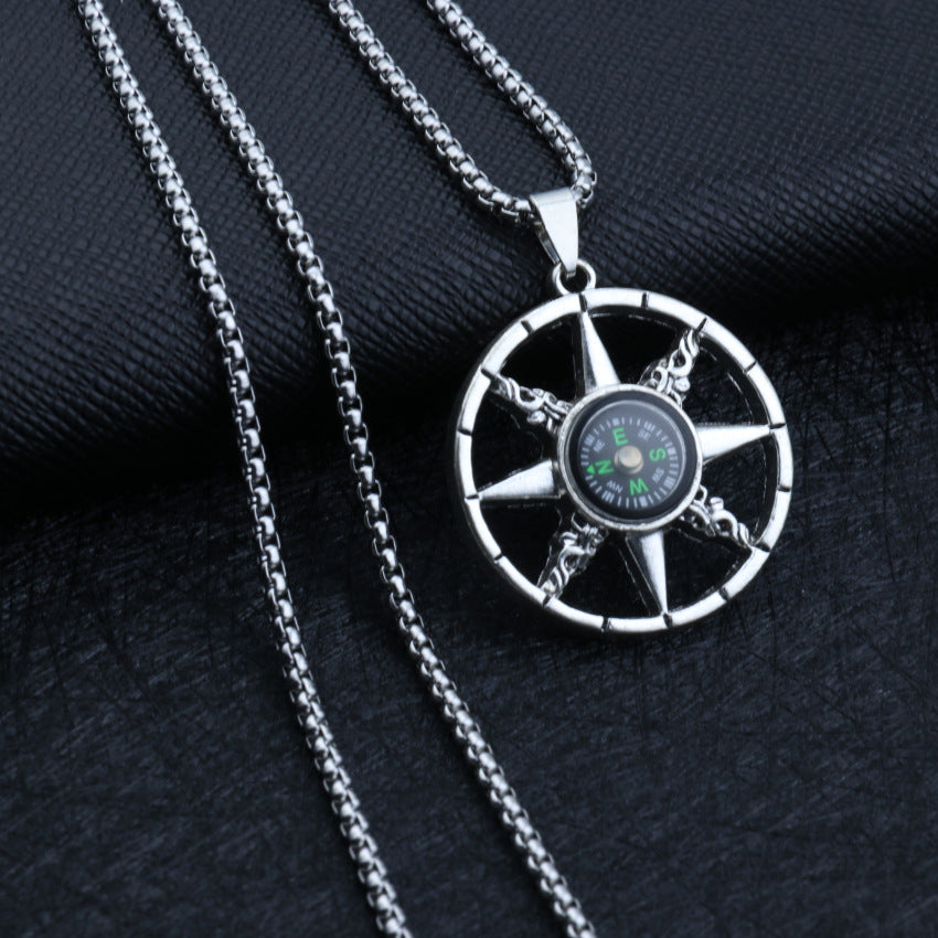 Wholesale Solid men's domineering axe vintage necklace