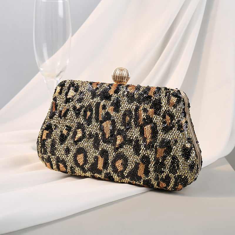 Wholesale Women's Embroidered Sequin Leopard Print Clutch Bag
